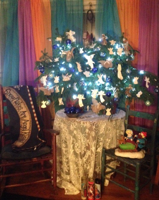 Itty Bitty Angel Tree